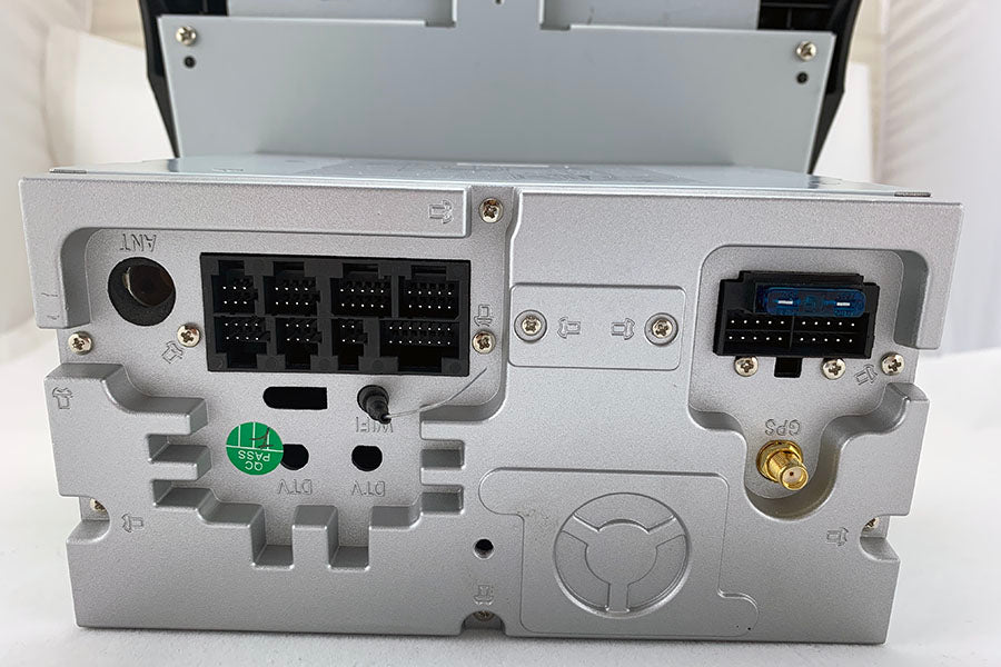 Mitsubishi Outlander 2006-2012 Aftermarket Radio Upgrade